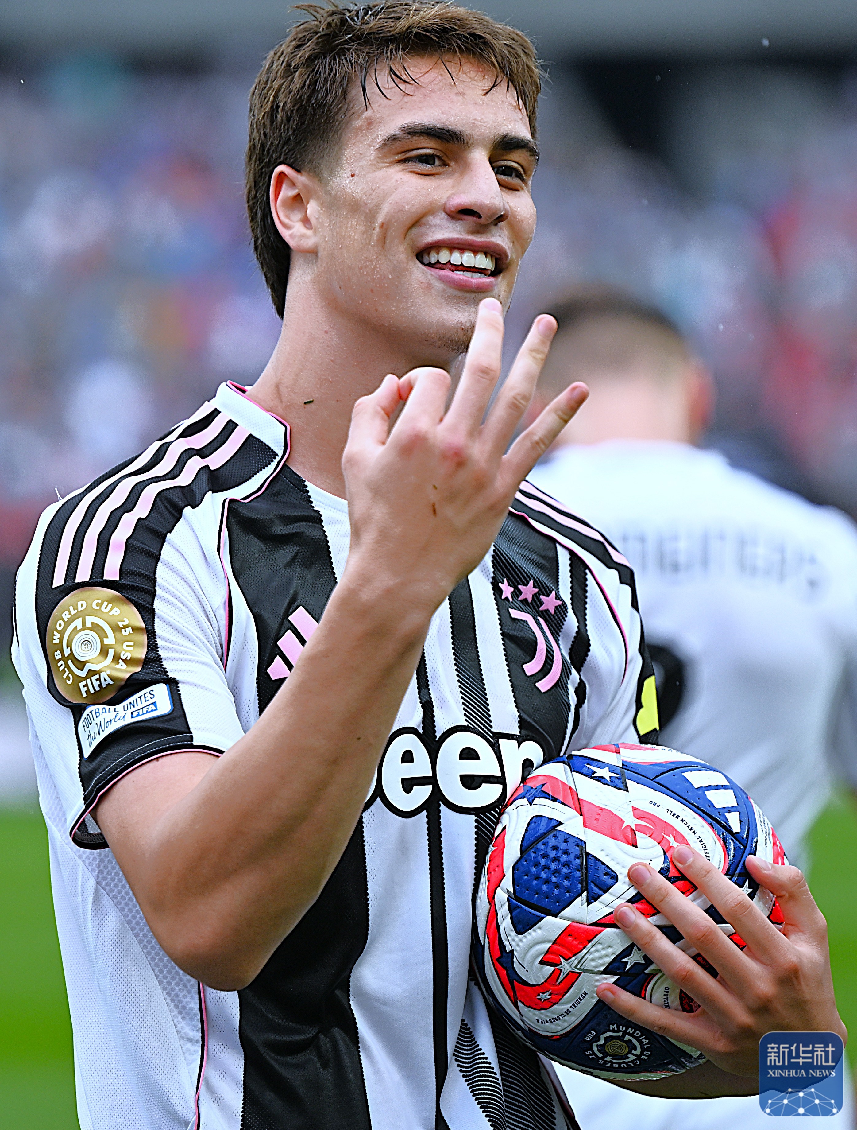 尤文图斯意外赢得胜利，主帅赞扬球员表现的简单介绍