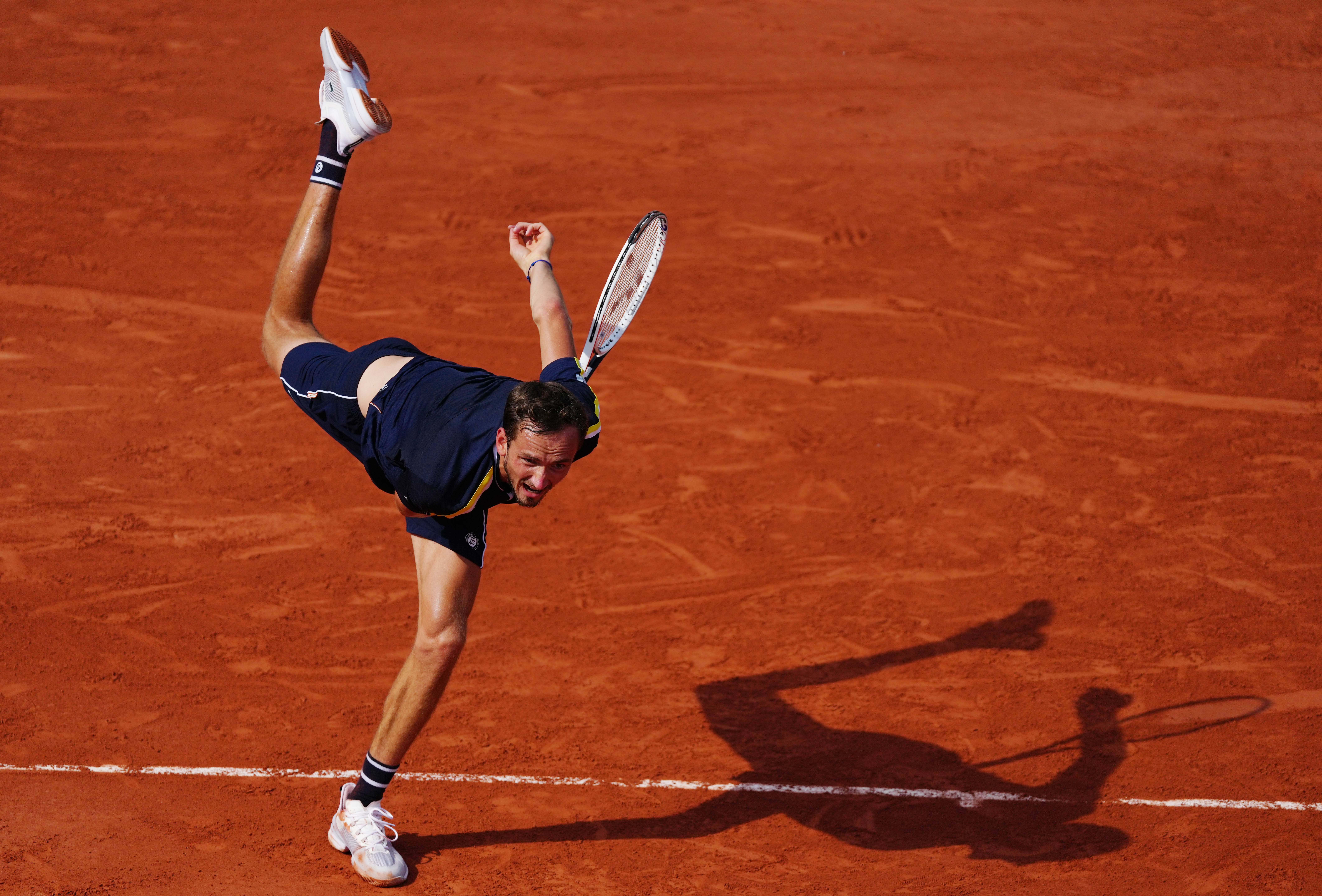 开云体育平台APP-世界网球队力克法国网球队，梅德韦杰夫制霸全场的简单介绍